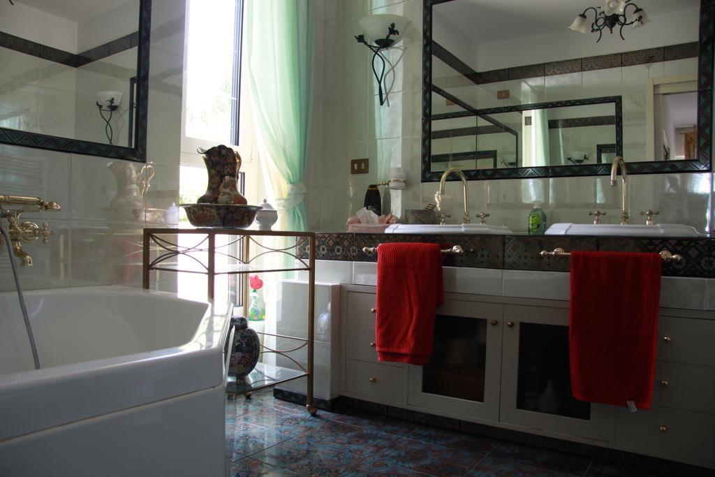The Incantation Guest House Montesilvano Marina Oda fotoğraf